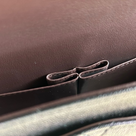 Calfskin leather black gold chain bag - Picture 8 of 11